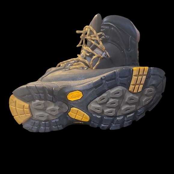 The North Face TNF-68 Gore Tex  leather hiking boot - Picture 3 of 3